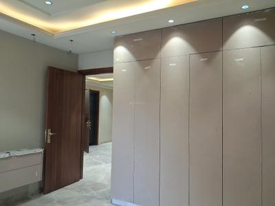 Bedroom Image of 1980 Sq.ft 3 BHK Builder Floor for sale in Mansarover Garden New Delhi for Rs. 38000000