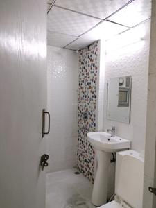 Common Bathroom Image of 2200 Sq.ft 3 BHK Apartment / Flat for rent in Vikram Golf View Condos, Sector 19 Dwarka New Delhi for Rs. 65000