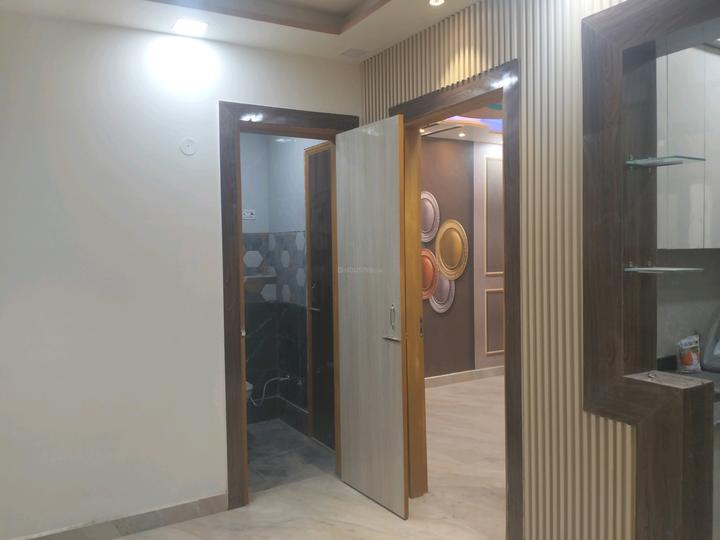 2 BHK Independent Floor for rent in Shastri Nagar, New Delhi 500 Sqft Property ID 13248252