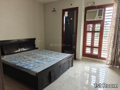 Bedroom Image of 1350 Sq.ft 2 BHK Independent House for rent in Wave Estate Group Housing 2 Phase 1, Sector 85 Mohali for Rs. 30000