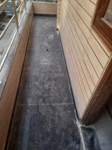 Balcony Image of 900 Sq.ft 2 BHK Builder Floor for rent in Preet Vihar New Delhi for Rs. 25000