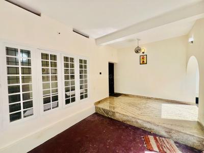 Balcony Image of 3000 Sq.ft 4 BHK Independent House for sale in Aluva Kochi for Rs. 18200000