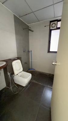 Hari Aalay Bathroom Two 3