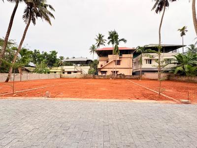 Image of 2175 Sq.ft Residential Plot / Land for sale in Vyttila, Kochi for Rs. 1350000