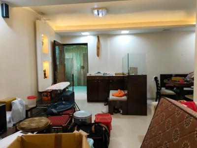 Living Room Image of 1900 Sq.ft 2 BHK Apartment / Flat for sale in Andheri East Mumbai for Rs. 30800000