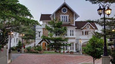 Image of 4000 Sq.ft 4 BHK Villa for sale in Travancore Swiss Gardens, Kalamassery, Kochi for Rs. 40000000