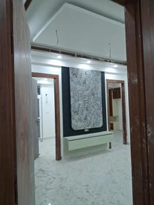 Main Entrance Image of 1550 Sq.ft 3 BHK Apartment / Flat for sale in Sector 72 Noida for Rs. 5800000