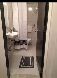 Bathroom Image of 350 Sq.ft 1 RK Apartment / Flat for rent in Malabar Hill Mumbai for Rs. 70000