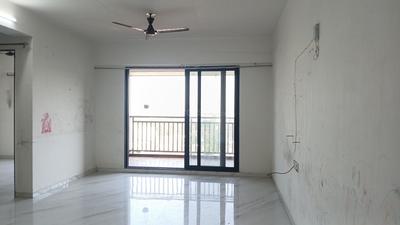 Living Room Image of 1300 Sq.ft 2 BHK Apartment / Flat for rent in Janki The Centrum, Dahin Nagar Surat for Rs. 18000