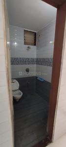 Bathroom Image of 900 Sq.ft 3 BHK Apartment / Flat for rent in Shivam Residency, Sola Ahmedabad for Rs. 30000