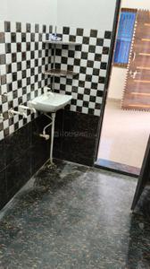 Bathroom Image of 1050 Sq.ft 1 BHK Independent House for rent in Bhullanpur Varanasi for Rs. 10000