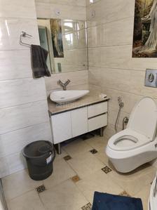Image of 2700 Sq.ft 3 BHK Builder Floor for sale in Safdarjung Enclave, New Delhi for Rs. 70000000