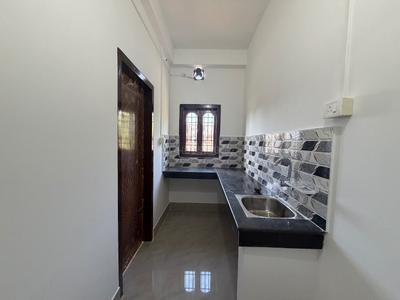 Kitchen Image of 1100 Sq.ft 1.5 BHK Builder Floor for rent in Beltola Guwahati for Rs. 12000
