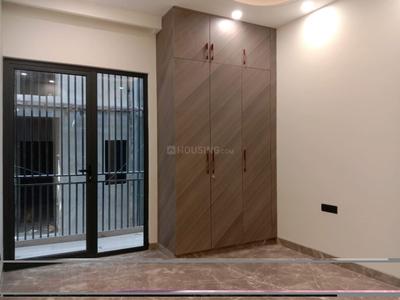 Bedroom Image of 1620 Sq.ft 3 BHK Builder Floor for sale in East Of Kailash New Delhi for Rs. 50000000