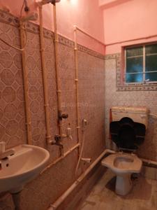 Bathroom Image of 1500 Sq.ft 4 BHK Apartment / Flat for sale in South Dum Dum Kolkata for Rs. 6900000