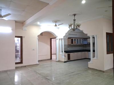 Living Room Image of 2400 Sq.ft 4 BHK Builder Floor for rent in Sector 61 Noida for Rs. 55000