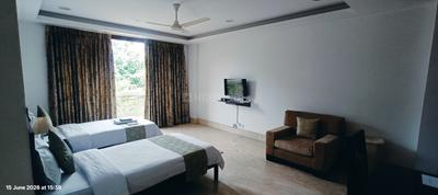 Hall Image of 4500 Sq.ft 4 BHK Builder Floor for sale in Panchsheel Park New Delhi for Rs. 100500000
