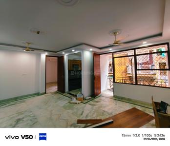 Hall Image of 1150 Sq.ft 3 BHK Apartment / Flat for sale in Saket New Delhi for Rs. 7200000