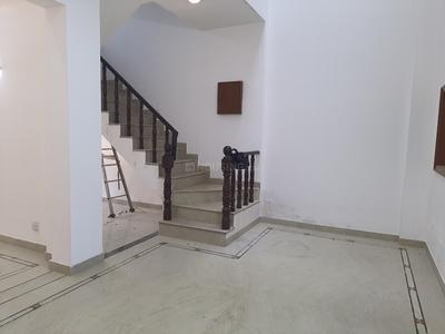 5 BHK Independent House