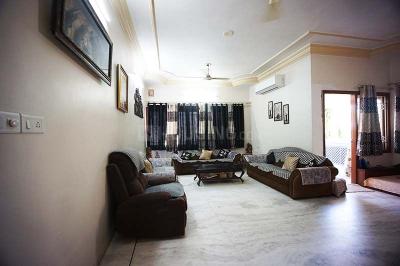 Hall Image of 2790 Sq.ft 4 BHK Apartment / Flat for sale in Navrangpura Ahmedabad for Rs. 18500000