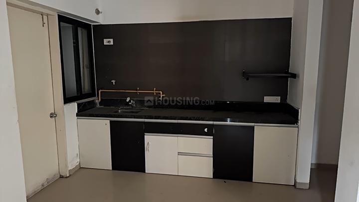 Savvy Swaraaj Sports Living Main Image 1