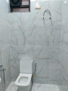 Bathroom Image of 1600 Sq.ft 3 BHK Builder Floor for rent in Kedia Prakash Avenues, Sirsi Jaipur for Rs. 19000