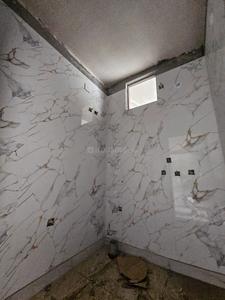 Bathroom Image of 900 Sq.ft 3 BHK Apartment / Flat for sale in Govindpuram Ghaziabad for Rs. 3750000