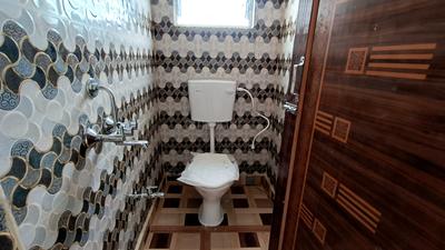 Bathroom Image of 1325 Sq.ft 3 BHK Apartment / Flat for sale in Serampore Hooghly for Rs. 3975000