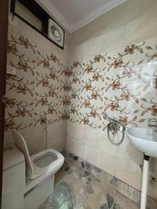 Bathroom Image of 900 Sq.ft 3 BHK Builder Floor for sale in Govindpuri New Delhi for Rs. 7500000