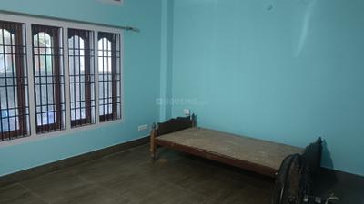 Bedroom Image of 1800 Sq.ft 5 BHK Builder Floor for rent in Lankeshwar Guwahati for Rs. 28000