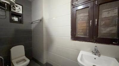 Image of 850 Sq.ft 2 BHK Builder Floor for rent in Sector 19 Dwarka, New Delhi for Rs. 24000
