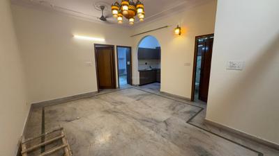 Living Room Image of 1250 Sq.ft 3 BHK Builder Floor for rent in Vikaspuri New Delhi for Rs. 30000