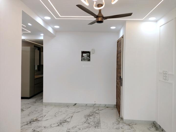 DDA New Cosmopolitan Apartments Living Room 1