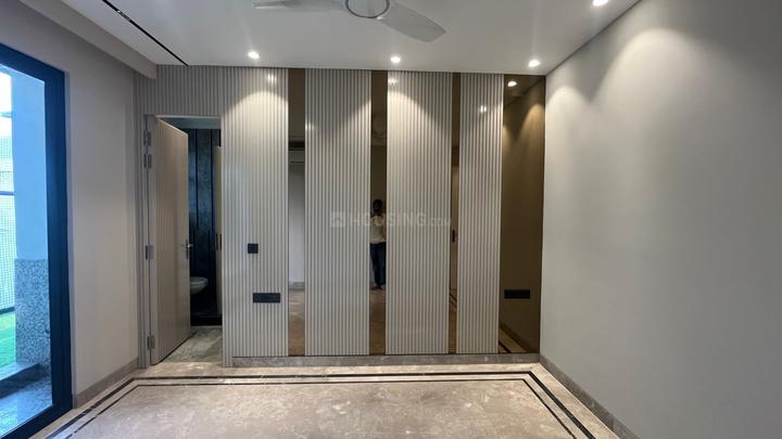 Sector 25, DLF Phase 2 Bedroom 1