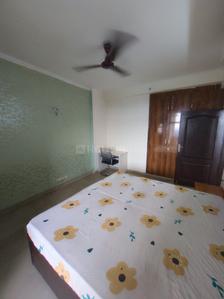 Bedroom Image of 2200 Sq.ft 4 BHK Apartment / Flat for sale in Amrapali Silicon City, Sector 76 Noida for Rs. 26000000