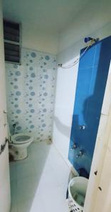 Bathroom Image of 1500 Sq.ft 3 BHK Apartment / Flat for sale in Chandlodia Ahmedabad for Rs. 7000000
