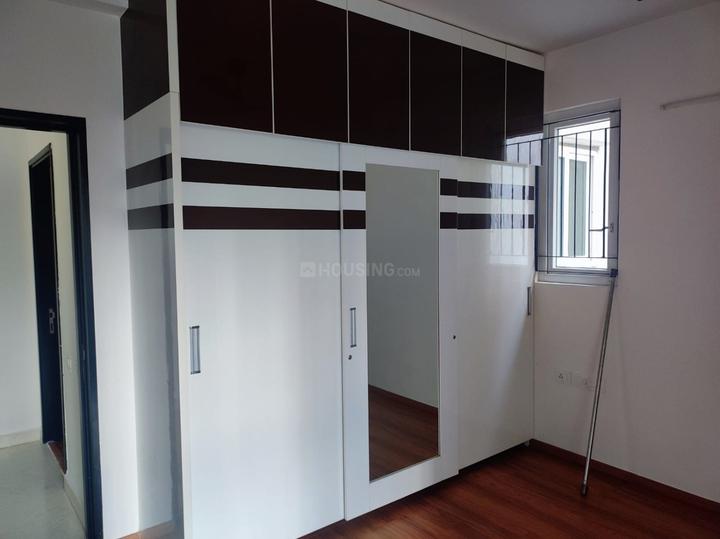 Brigade cosmo polis Bedroom 1