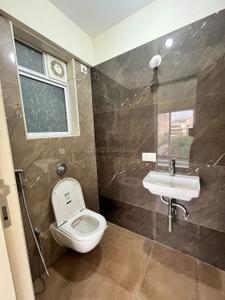 Bathroom Image of 1000 Sq.ft 2 BHK Apartment / Flat for rent in Neelam Solstice, Ramabai Ambedkar Nagar Mumbai for Rs. 72000