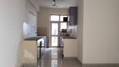 Kitchen Image of 1360 Sq.ft 3 BHK Apartment / Flat for sale in Panchsheel Wellington, Crossings Republik Ghaziabad for Rs. 13000000