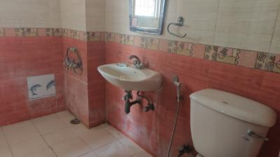 Image of 1600 Sq.ft 3 BHK Apartment / Flat for rent in Express Garden, Indirapuram, Ghaziabad for Rs. 33000