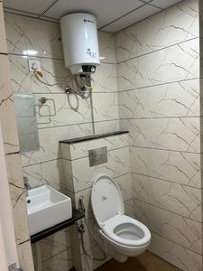 Bathroom Image of 1709 Sq.ft 3 BHK Apartment / Flat for rent in Maxxus Elanza, PR7 Airport Road Zirakpur for Rs. 24000