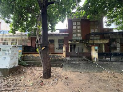 Image of 120 Sq.ft Residential Plot / Land for sale in XU III, Greater Noida for Rs. 18000000