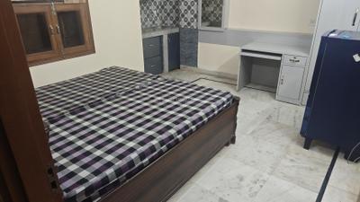 Bedroom Image of 250 Sq.ft 1 RK Apartment / Flat for rent in Inder Puri New Delhi for Rs. 16500
