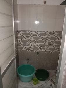 Bathroom Image of 900 Sq.ft 1 BHK Builder Floor for rent in Haibowal Kalan Ludhiana for Rs. 7500