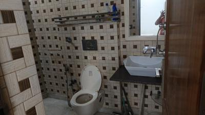 Image of 1170 Sq.ft 2 BHK Builder Floor for rent in Model Town, New Delhi for Rs. 30000