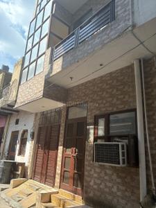 Image of 540 Sq.ft 1 BHK Builder Floor for rent in Sector 12, Gurgaon for Rs. 12500