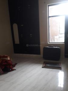 Bedroom Image of 1500 Sq.ft 4 BHK Apartment / Flat for rent in Clubview Enclave, Sector 29 Noida for Rs. 38000