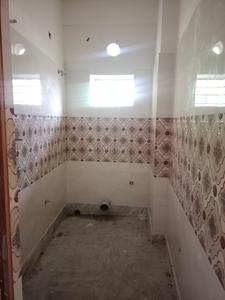 Bathroom Image of 989 Sq.ft 2 BHK Apartment / Flat for sale in Airport Gate no. 1 Kolkata for Rs. 3461500