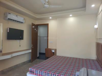 Bedroom Image of 500 Sq.ft 1 RK Apartment / Flat for rent in DLF Pink Town House, DLF Phase 3 Gurgaon for Rs. 23000