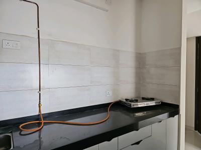 Kitchen Image of 1050 Sq.ft 2 BHK Apartment / Flat for rent in Majestique Towers East, Kharadi Pune for Rs. 35500